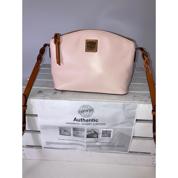 DOONEY & BOURKE LIGHT PINK SMOOTH LEATHER CROSSBODY BAG - Picture 1 of 16